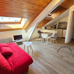https://le-blatin-wifi-parking.hotels-rhonealpes.com